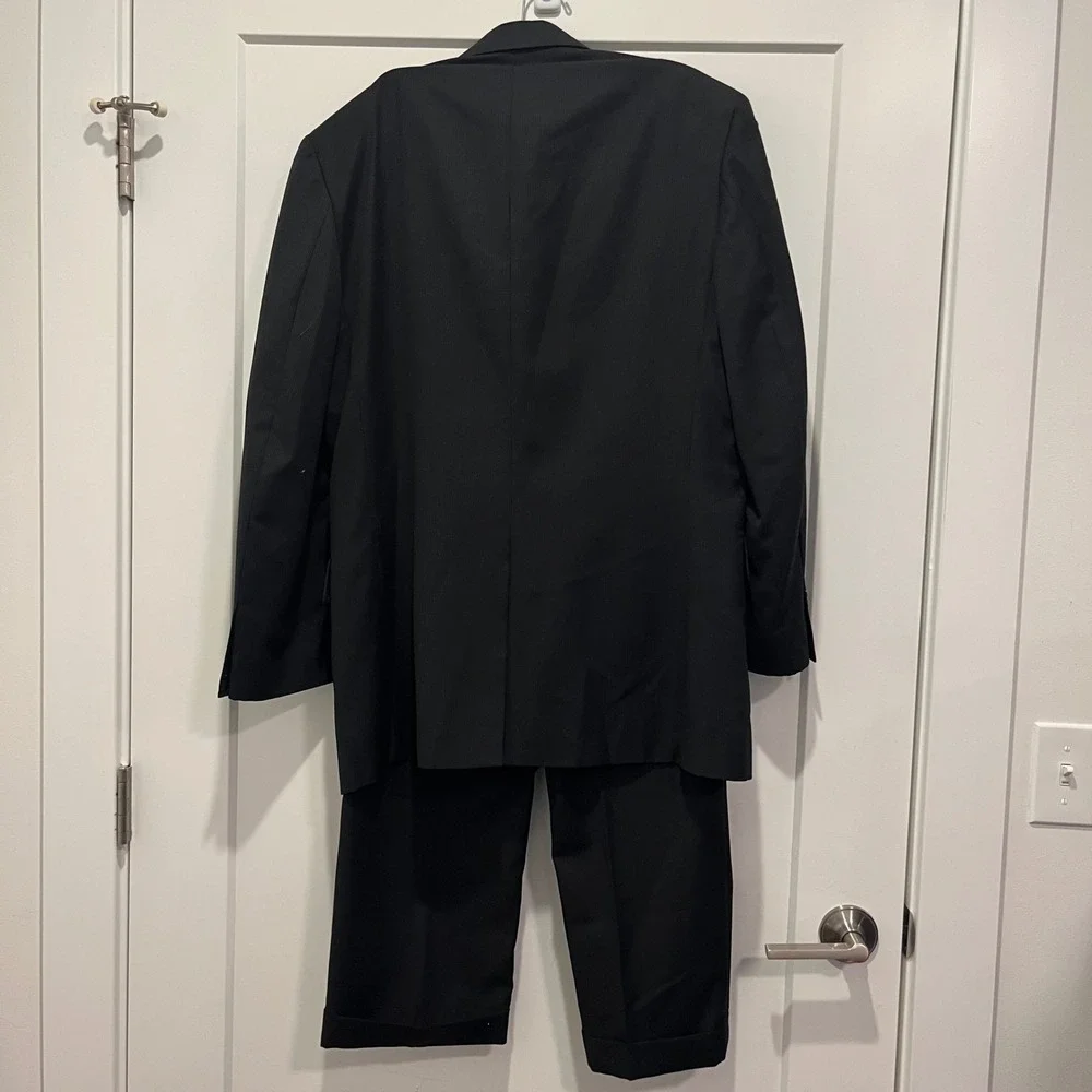 Jos A Bank Signature Collection Suit Dark Navy Fineline 40R Wool Blend 2-Piece